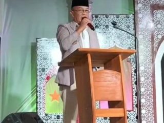 Wakil Bupati Konawe H. Samsul Ibrahim, S.E., M.Si Hadiri Halalbihalal Desa Mendikonu, Ajak Masyarakat Teladani Nilai Sejarah Islam