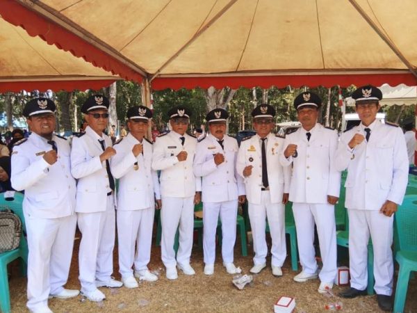 Desa Se-Kecamatan Amonggedo Kompak Hadiri Upacara HUT ke-81 RI Tingkat Kabupaten Konawe