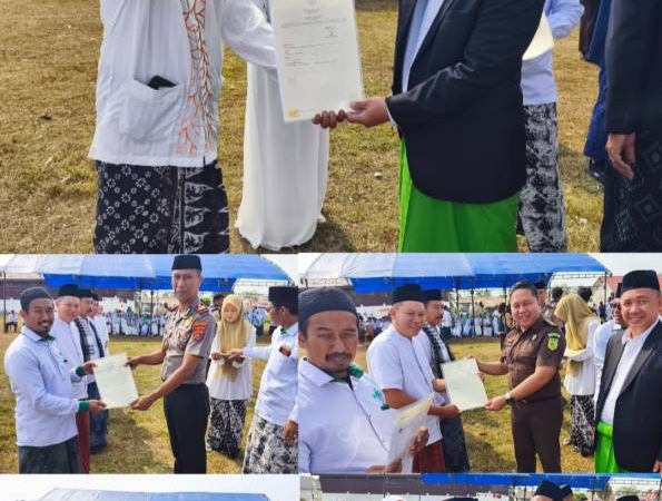 Momen Hari Santri 2026, Kemenag Konawe Serahkan 32 Sertifikat Tanah Wakaf Masjid dan Yayasan Pondok Pesantren
